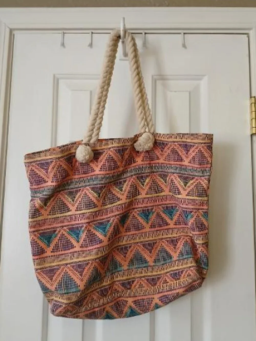 American Eagle Outfitters tote